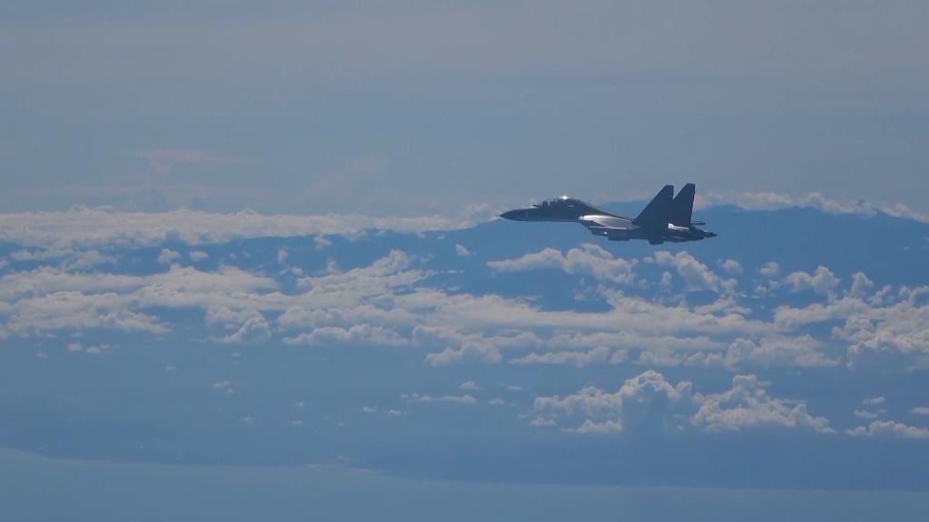 東部戰區繼續在臺島周邊海空域開展實戰化聯合演訓