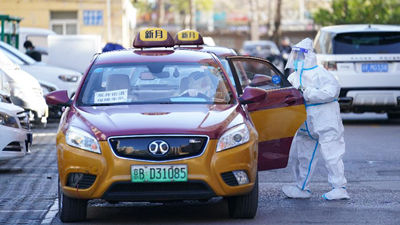 新華全媒+丨北京朝陽：就醫保障車隊服務風險區居民就醫