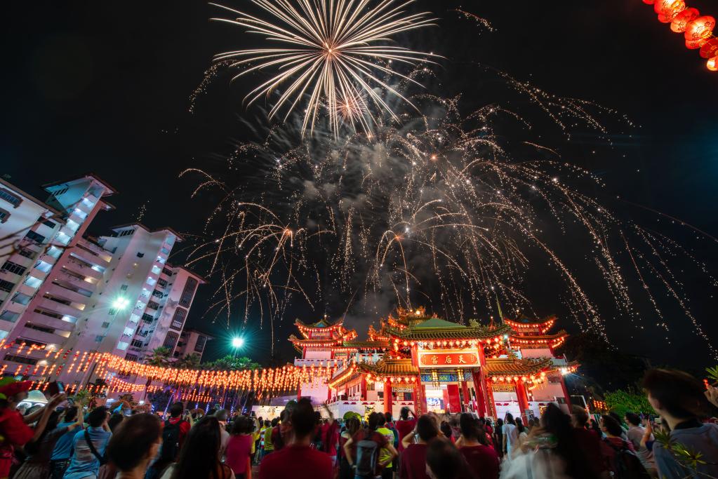 馬來(lái)西亞吉隆坡天后宮舉辦“萬(wàn)民同歡慶，元宵樂(lè)滿天”晚會(huì)