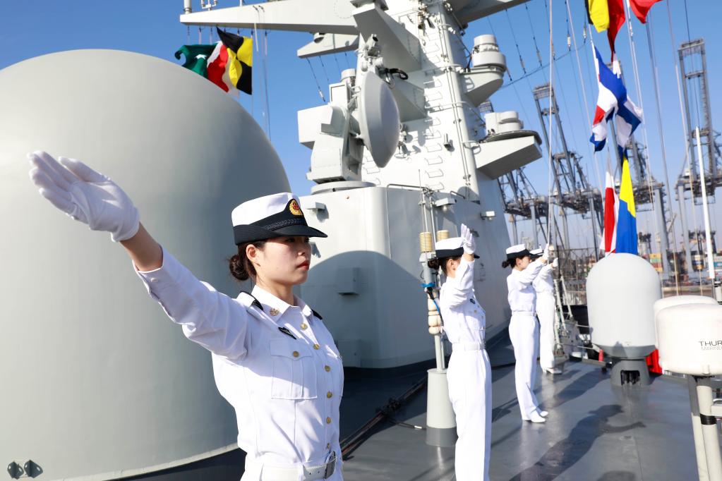 中國海軍南寧艦赴巴基斯坦參加“和平-23”多國海軍聯(lián)合演習