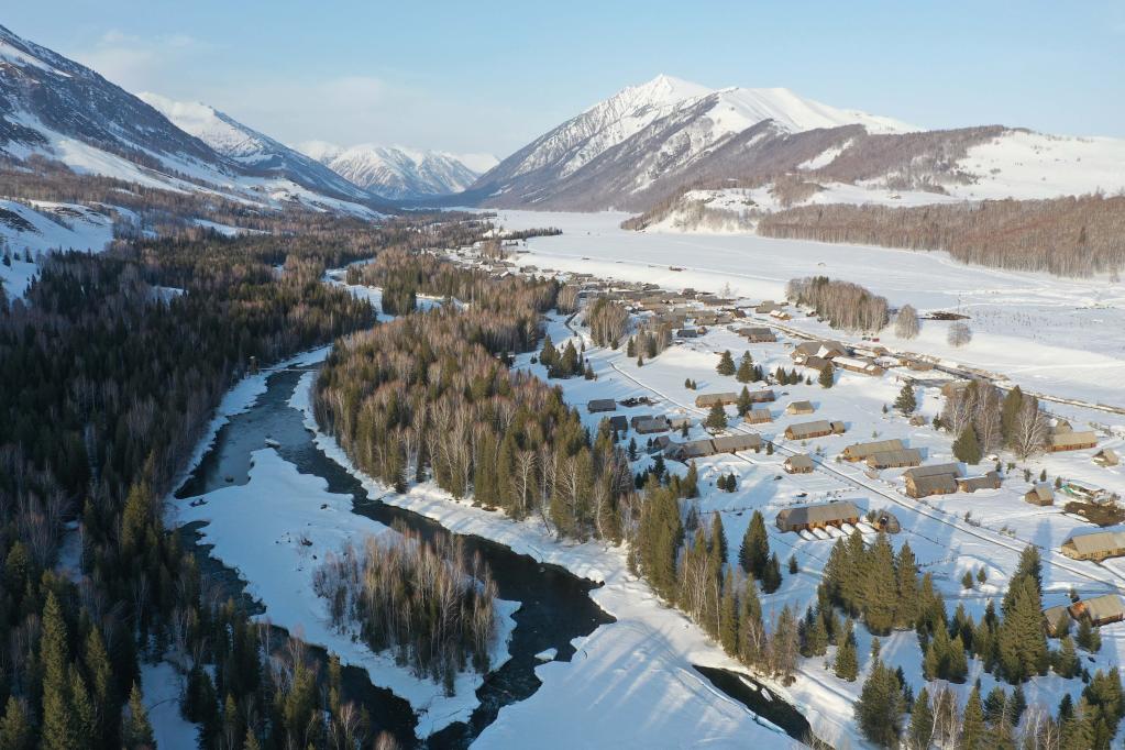 新華全媒＋丨國道之行 從雪山奔向大海|守護“人間仙境”的蘇卡