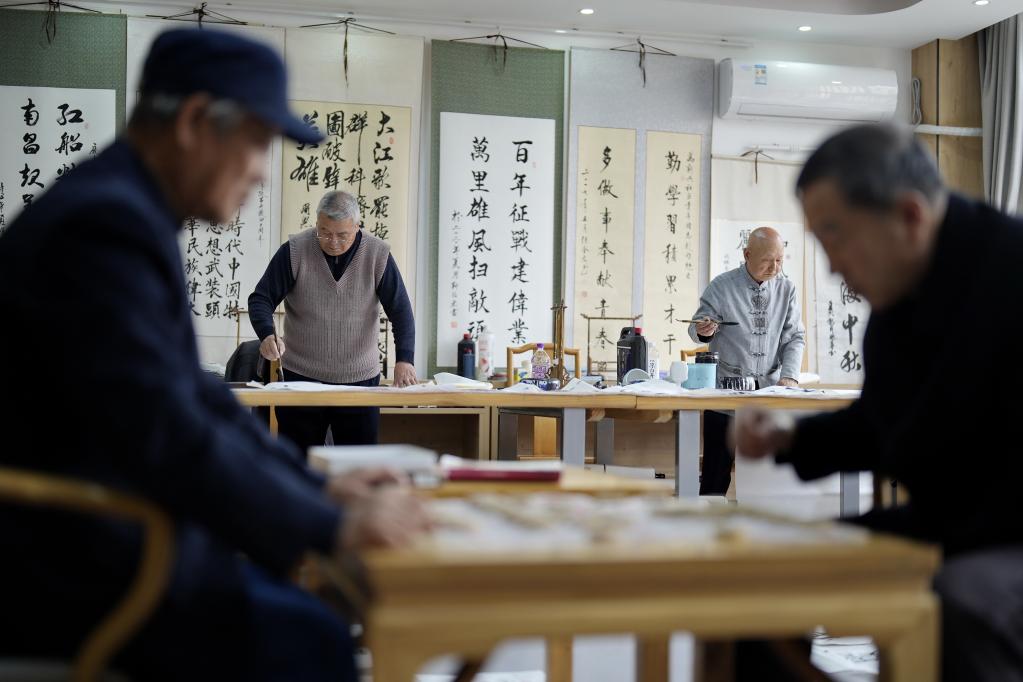 河北豐南：社區(qū)養(yǎng)老 情暖夕陽(yáng)