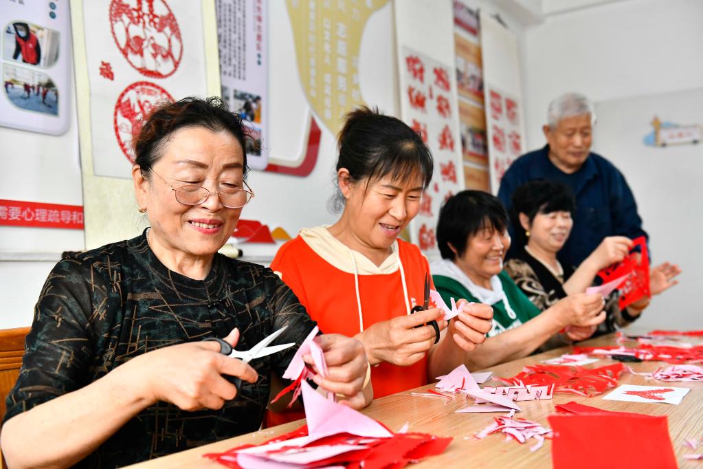 山東乳山：推進優質養老 托起幸福晚年