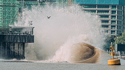 浙江海寧：直升機(jī)上俯瞰錢塘大潮